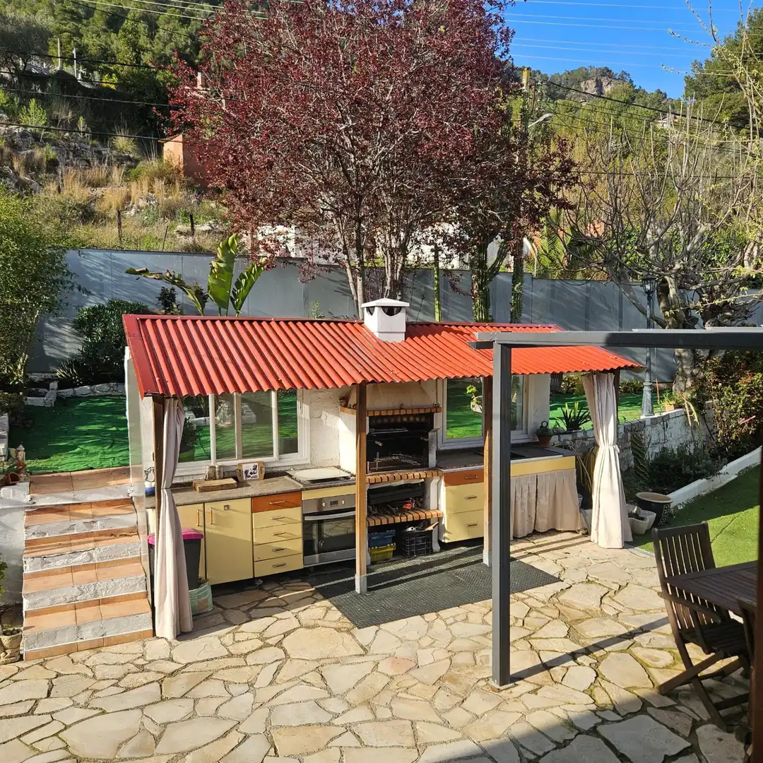 Terrassa de Casa o xalet en venda en Vallirana amb Aire condicionat, Calefacció i Jardí privat