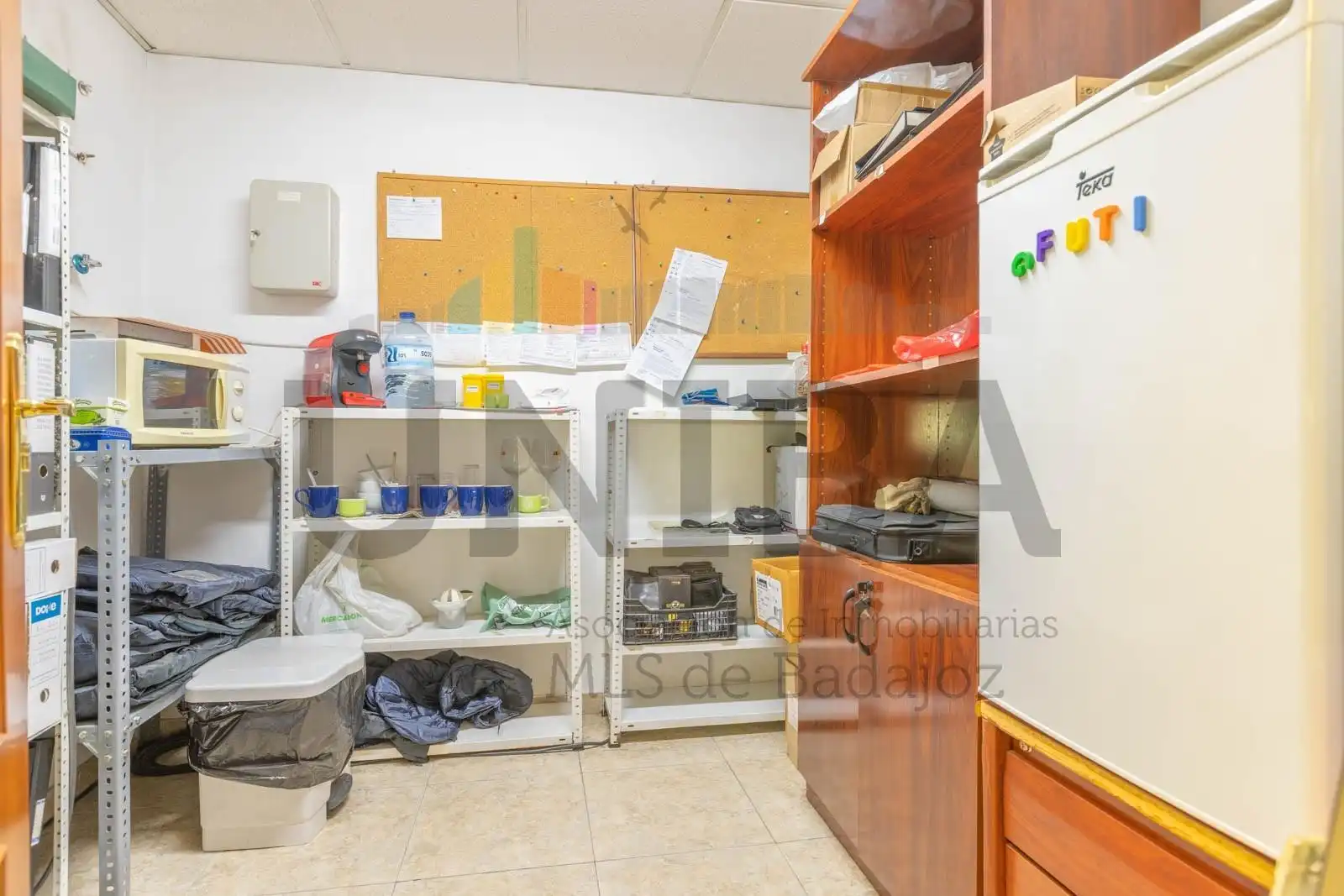 Cuina de Nau industrial en venda en Badajoz