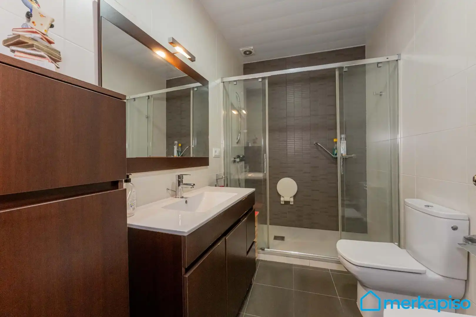 Bathroom of Houses for sale in Viladecans  with Air Conditioner, Heating and Private garden