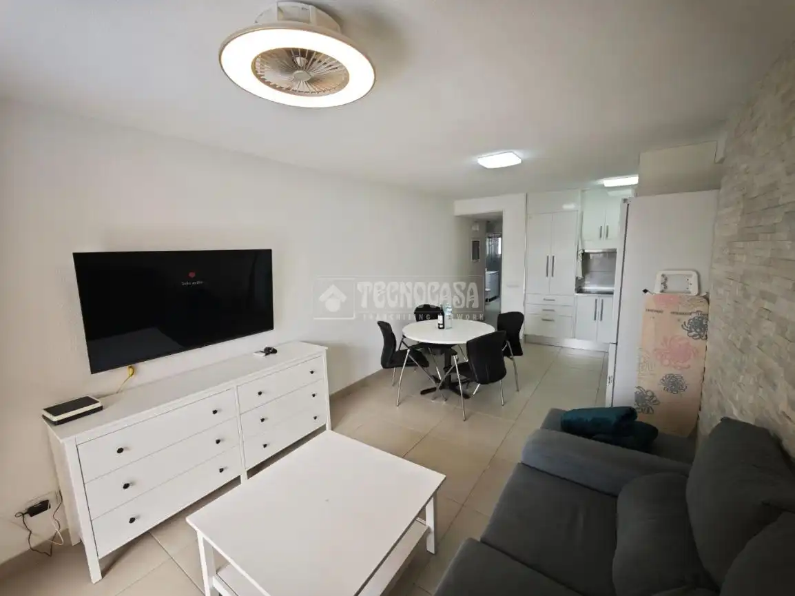 Sala d'estar de Dúplex en venda en Arona amb Aire condicionat