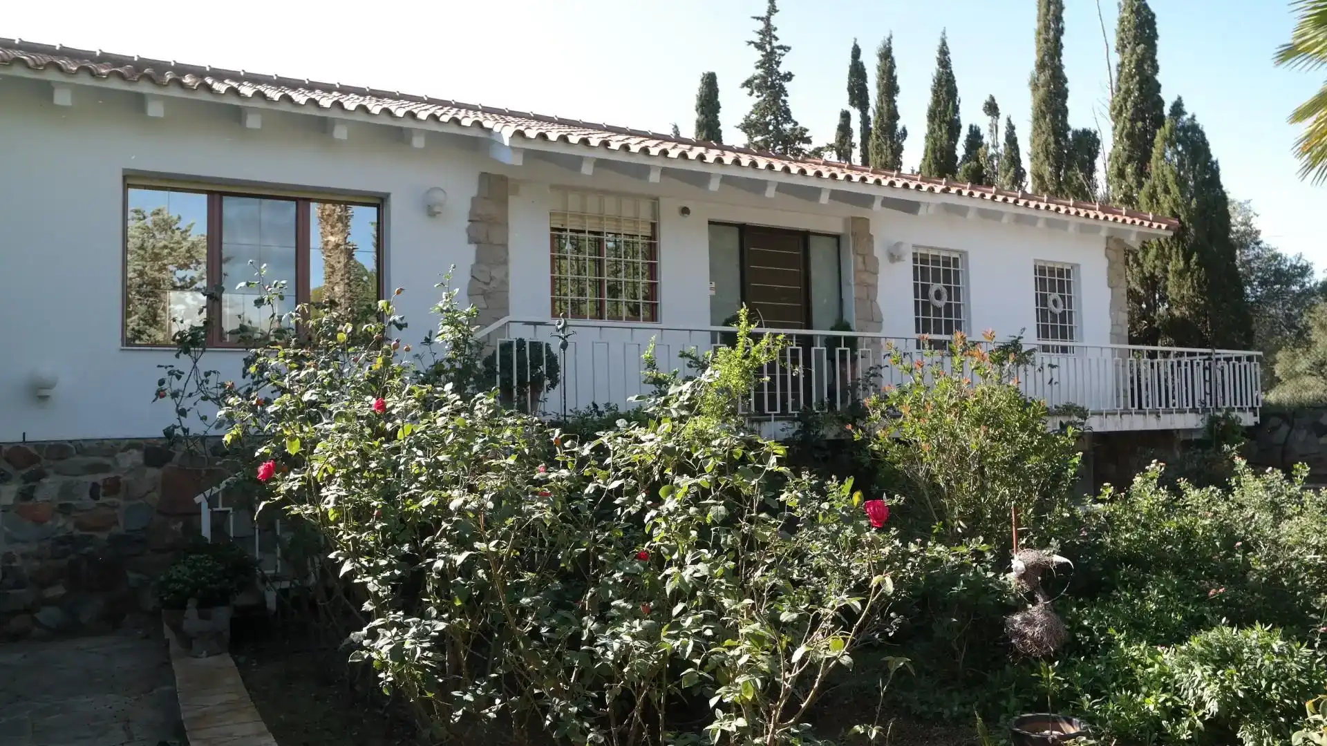Vista exterior de Casa o xalet en venda en Vilanova d'Escornalbou amb Aire condicionat i Piscina