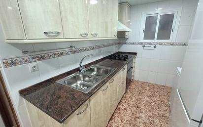Kitchen of Flat for sale in Santa Coloma de Gramenet  with Heating and Balcony