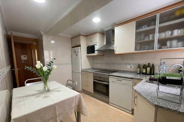 Piso en Venta en Calle de Fontanars dels Alforins en Safranar