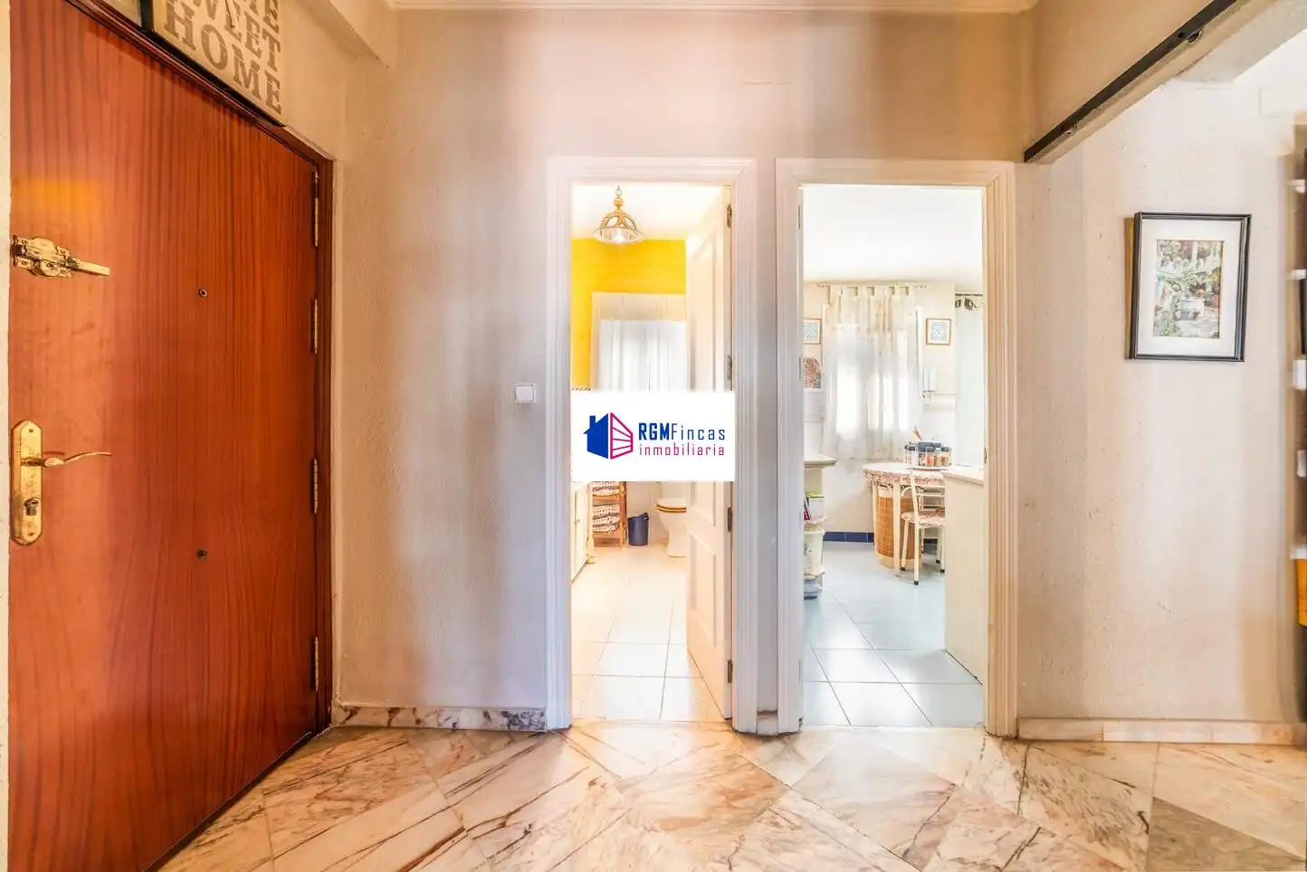 Flat for sale in Sevilla  with Air Conditioner and Storage room