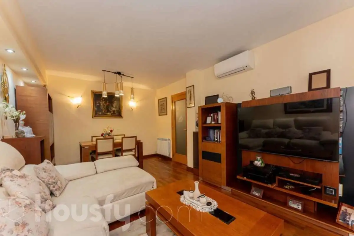 Piso con ascensor en venta en Passatge de Xaloc ., imagen 8