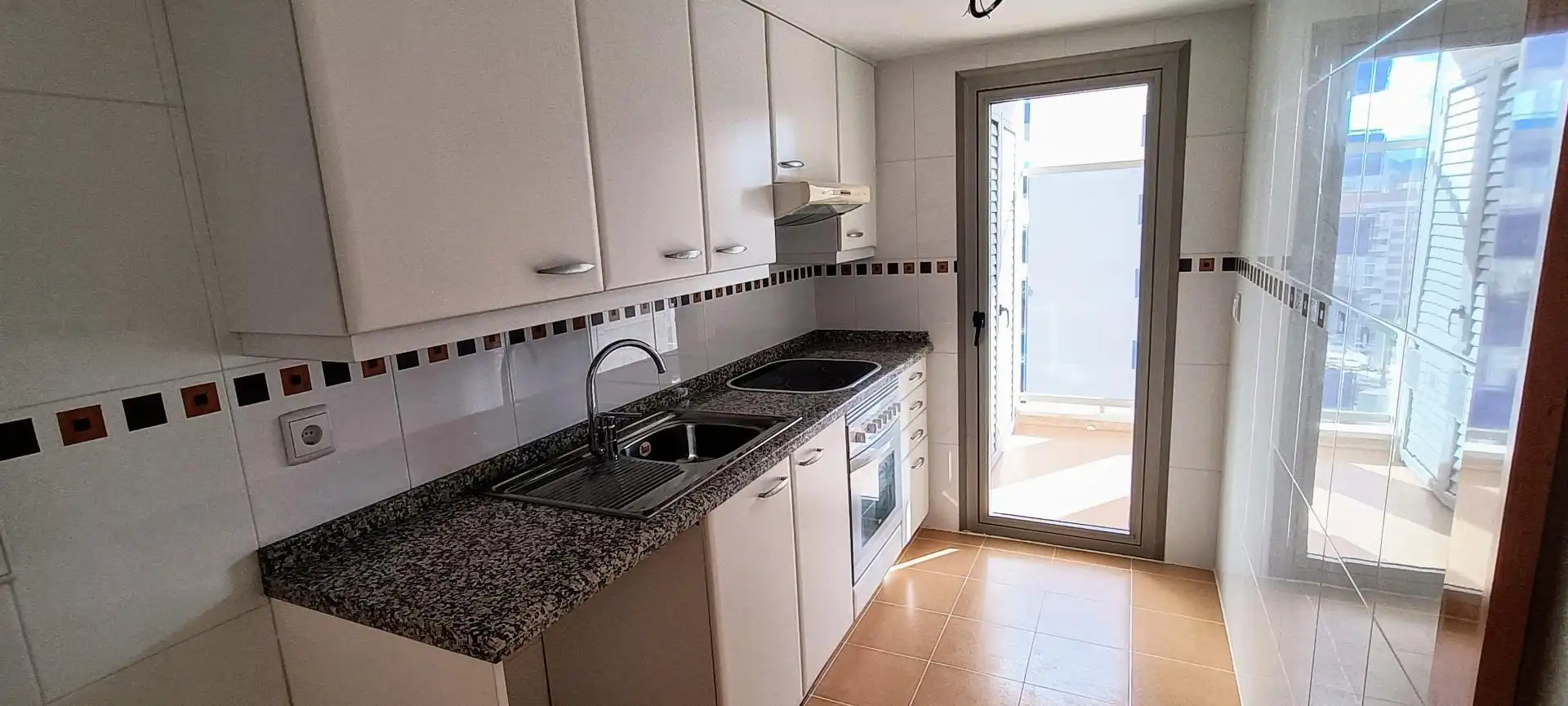 Apartament amb piscina en venda a Avinguda Mestral, imagen 11