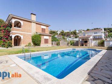 Casa con piscina in vendita a Sant Marc