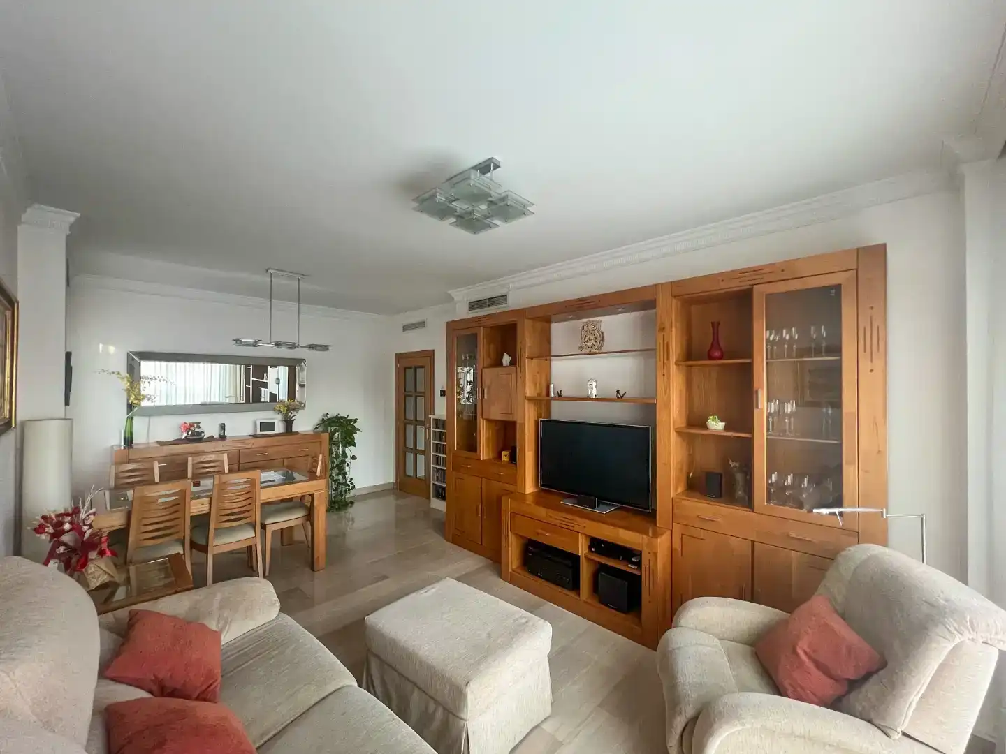 Wohnzimmer von Wohnung zum Verkauf in  Madrid Capital mit Klimaanlage und Schwimmbad