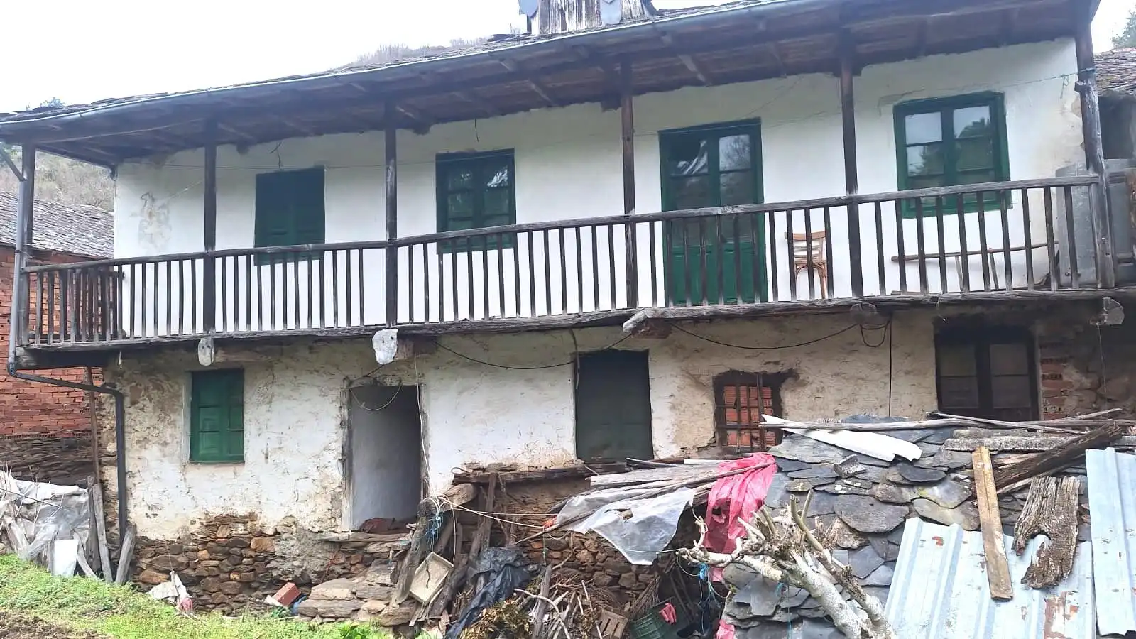 Vista exterior de Casa o xalet en venda en Ponferrada