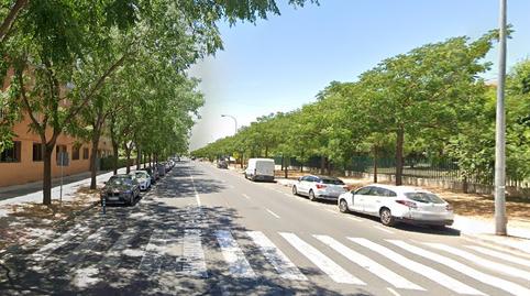 Foto 4 de Piso en venta en Avenida República de China, Colores -  Entreparques, Sevilla