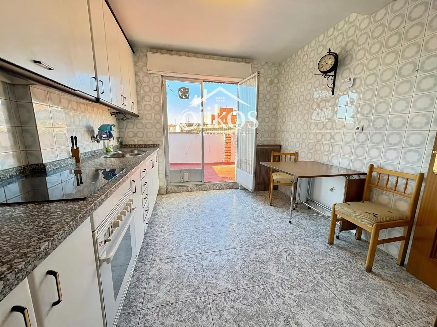 Cocina de Ático en venta en Salamanca con Calefacción, Terraza y Balcón