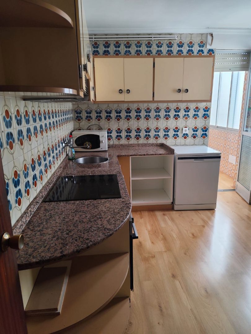 Kitchen of Flat to rent in Ponferrada  with Furnished and Pets allowed