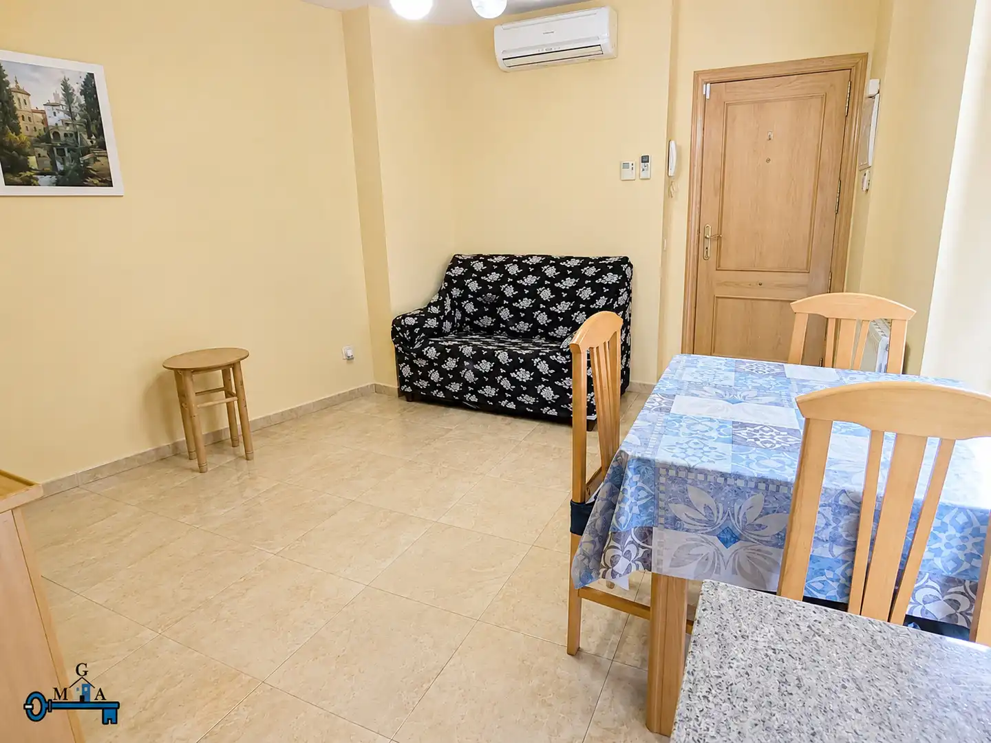 Living room of Apartments for rent in Fuenlabrada  with Air Conditioner, Heating and Furnished