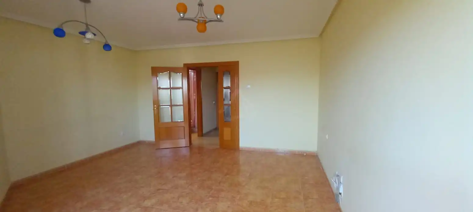 Casa adosada en venta en Lardero con Calefacción y Terraza