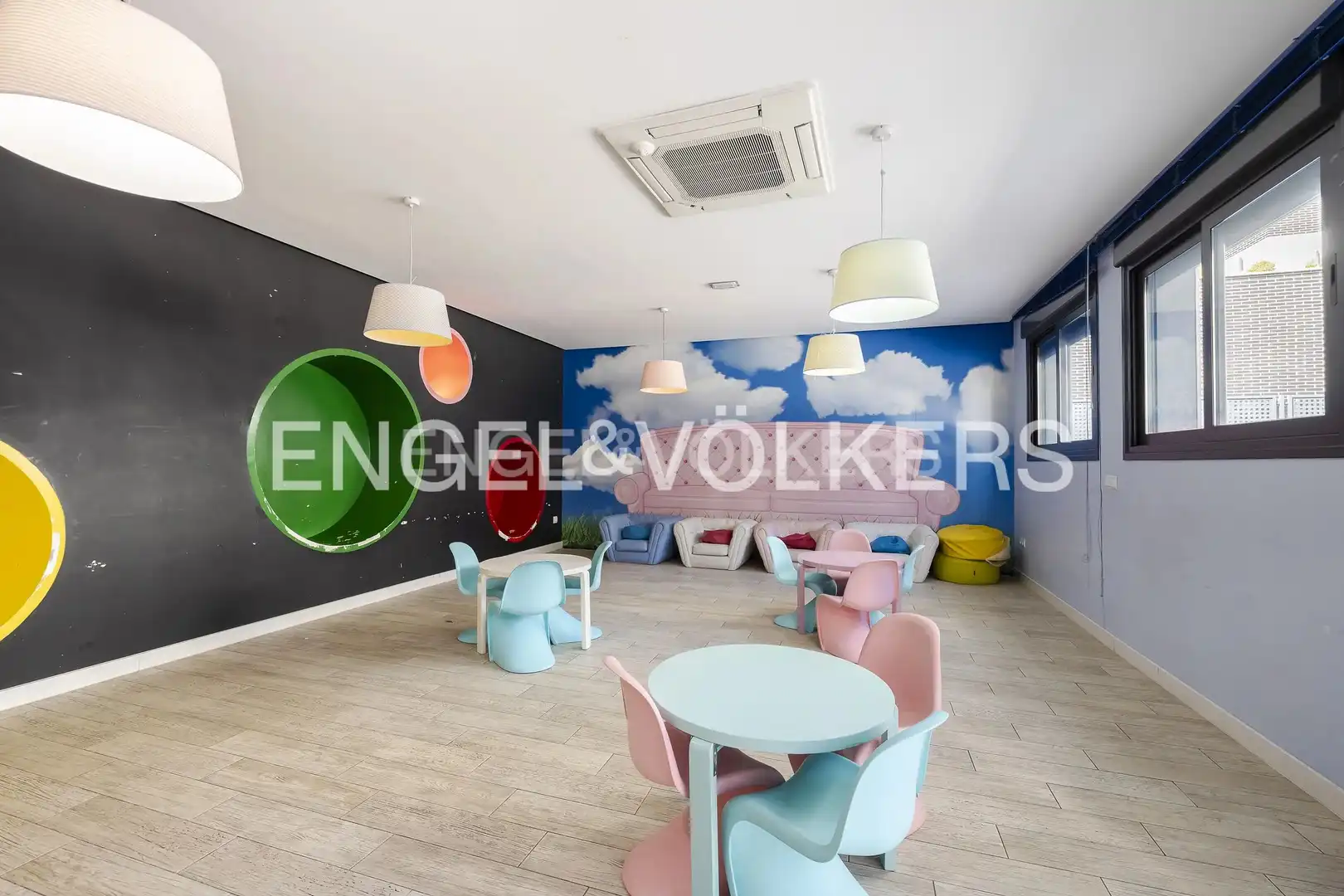 Comedor de Piso en venta en Madrid con Aire acondicionado, Calefacción y Jardín privado