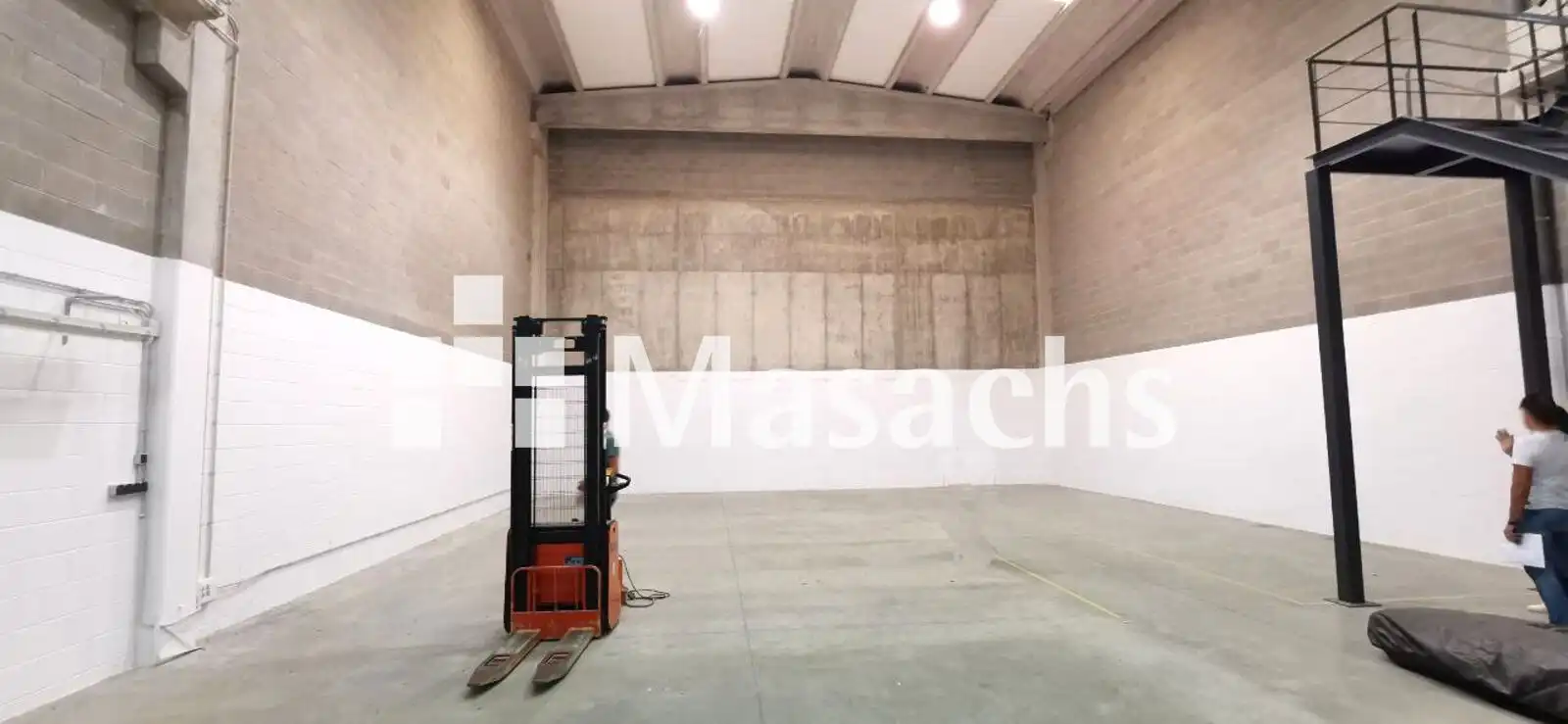 Nave industrial de alquiler en Sant Cugat Sesgarrigues