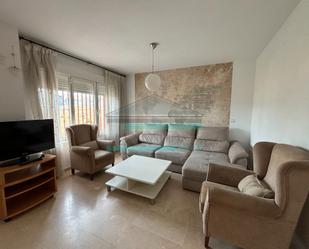 Living room of Flat for sale in  Granada Capital  with Heating and Furnished