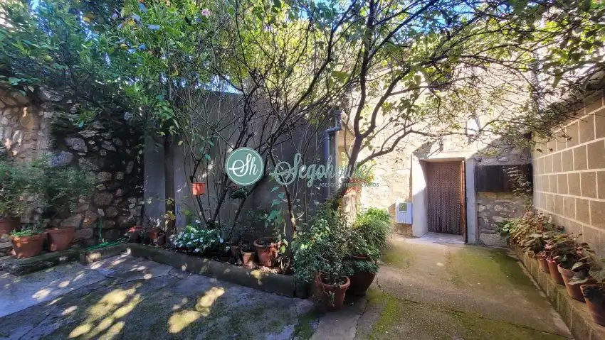 Gebäude zum Verkauf in Valencia de Alcántara