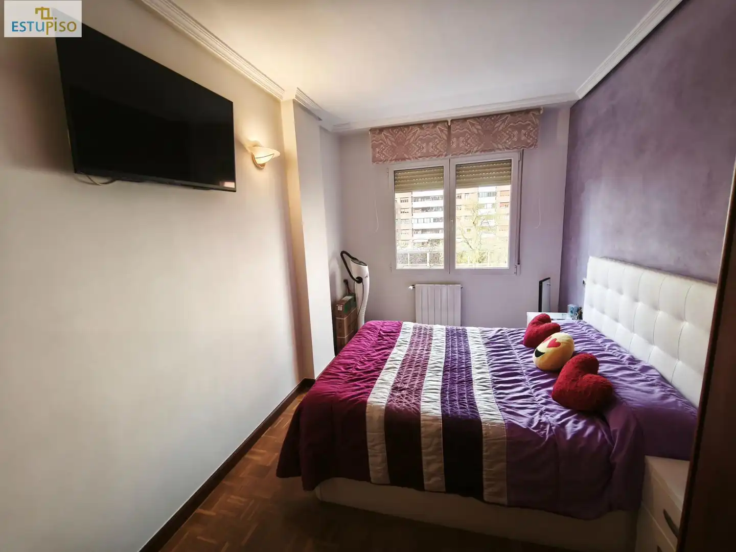 Dormitori de Pis en venda en Vitoria - Gasteiz amb Calefacció, Parquet i Terrassa