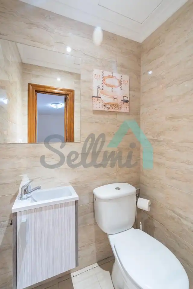 Casa adosada en venta en Eladio Rico García, Valdés - Luarca