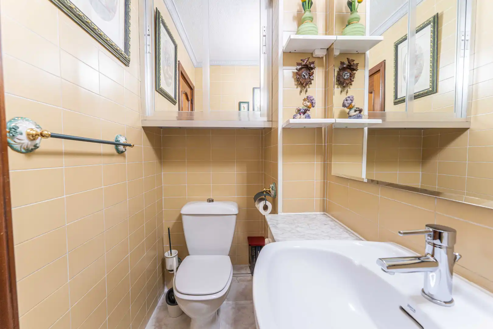 Bathroom of Flat for sale in Madrid  with Heating, Terrace and Furnished