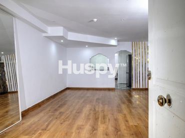 Bajo con piscina en venta en Calle Marcelina