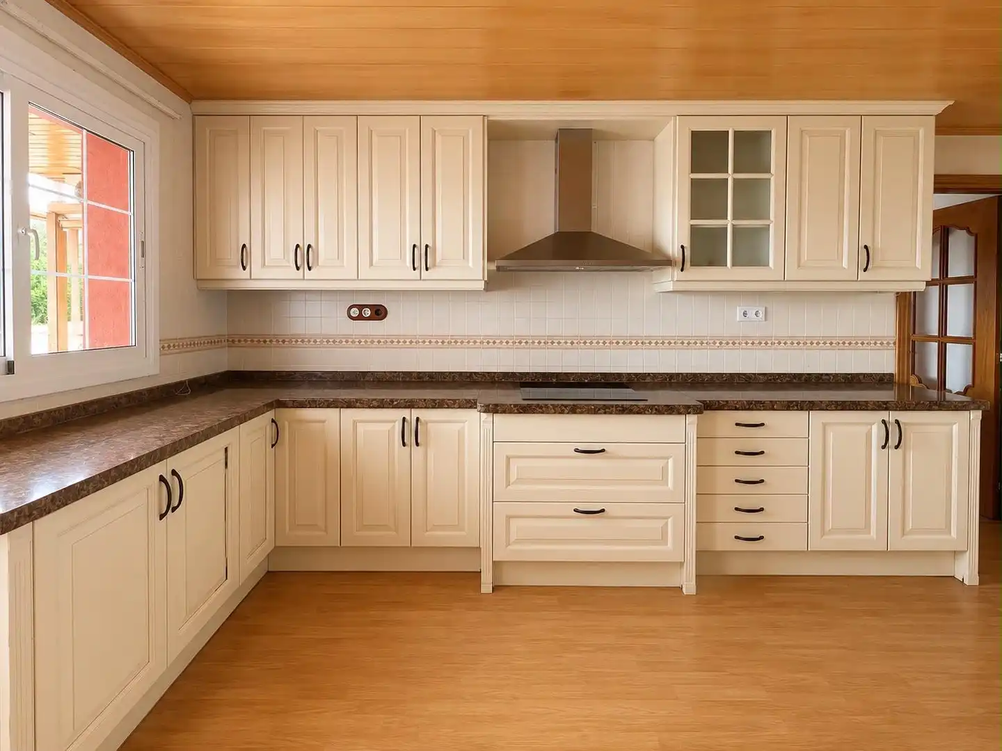 Cocina de Casa o chalet en venta en Sant Fost de Campsentelles con Aire acondicionado, Calefacción y Jardín privado