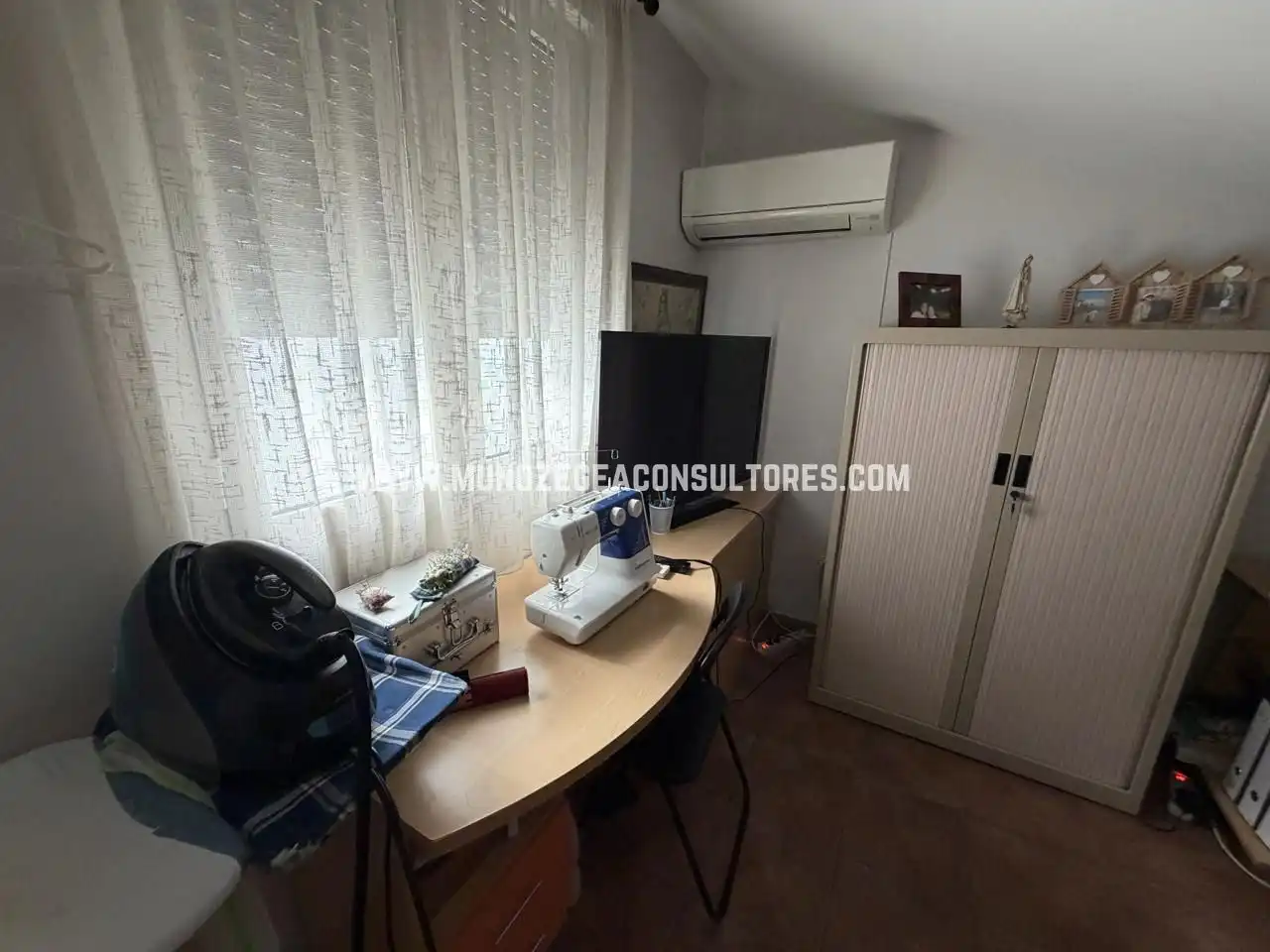 Dormitori de Casa o xalet en venda en Lucena amb Aire condicionat, Terrassa i Traster