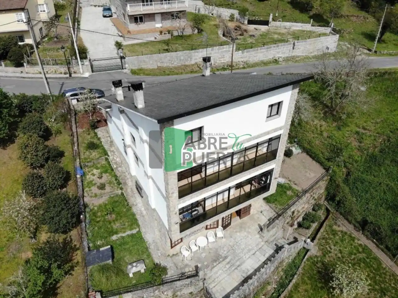 Chalet con jardín en venta en O Pereiro de Aguiar, imagen 3