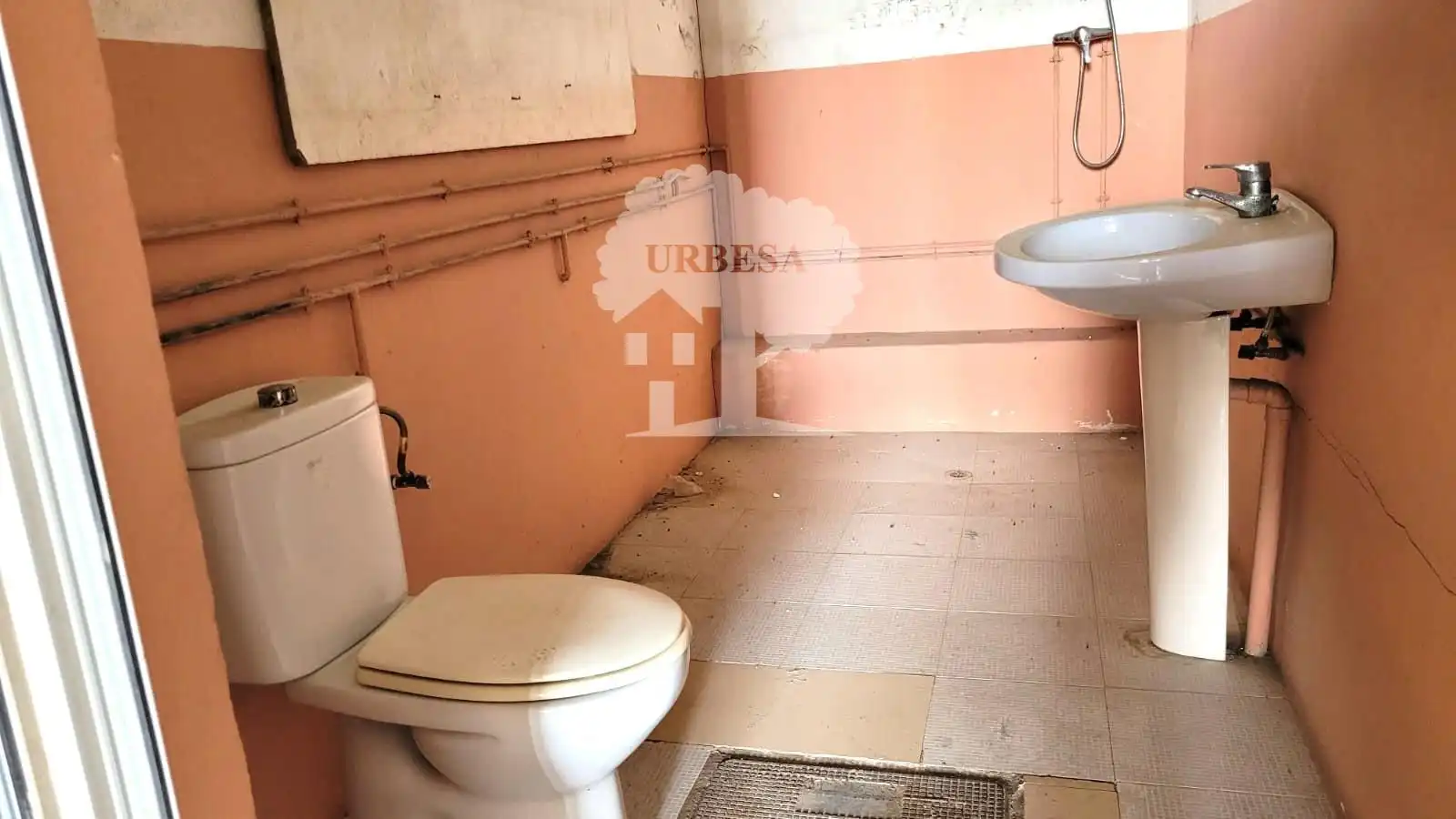 Bathroom of Industrial buildings for sale in Motril