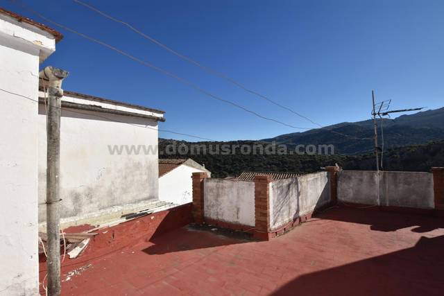 Casa-chalet en Venta en Benaoján