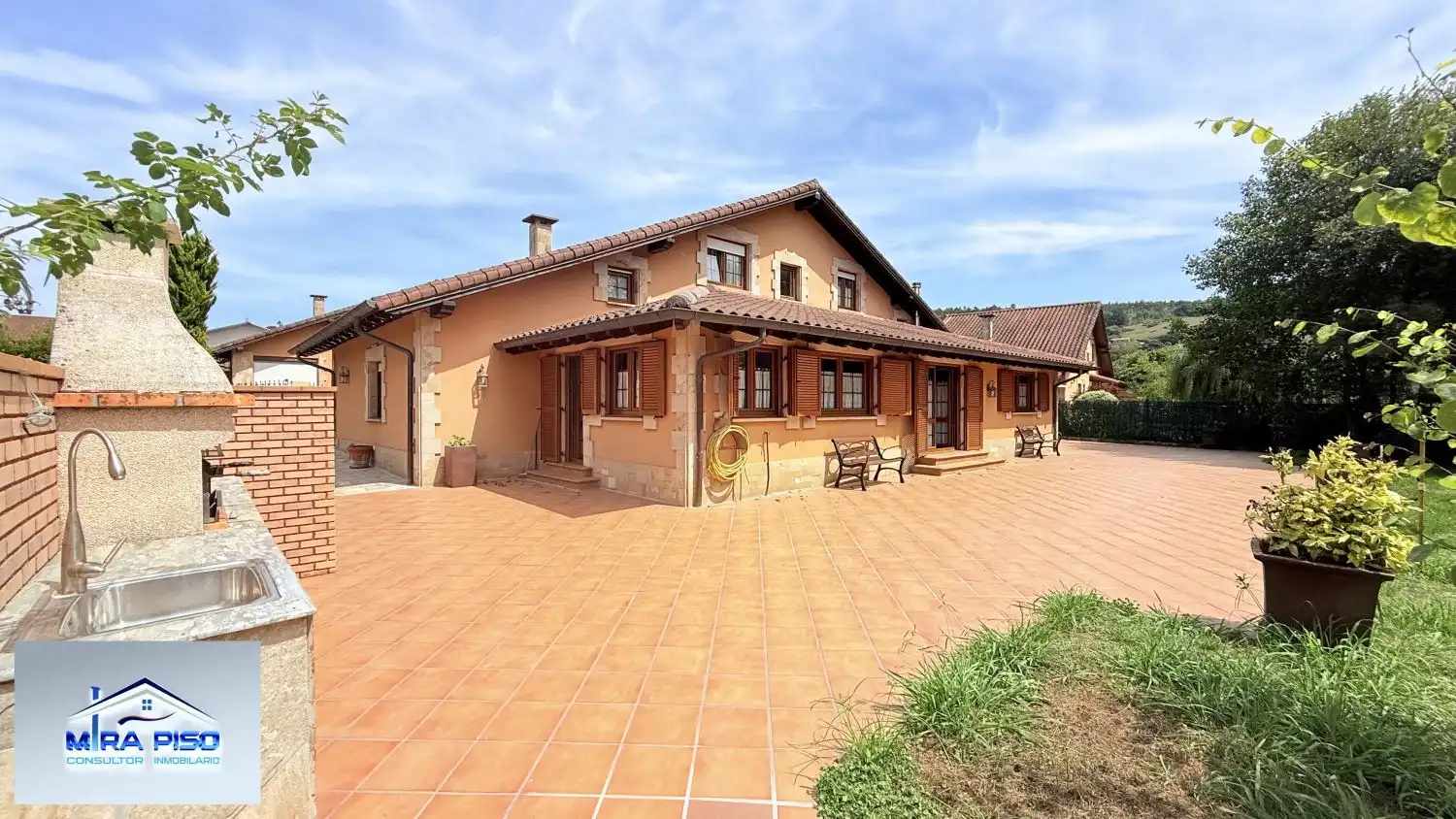 Xalet amb terrassa en venda a Bárcena de Cicero