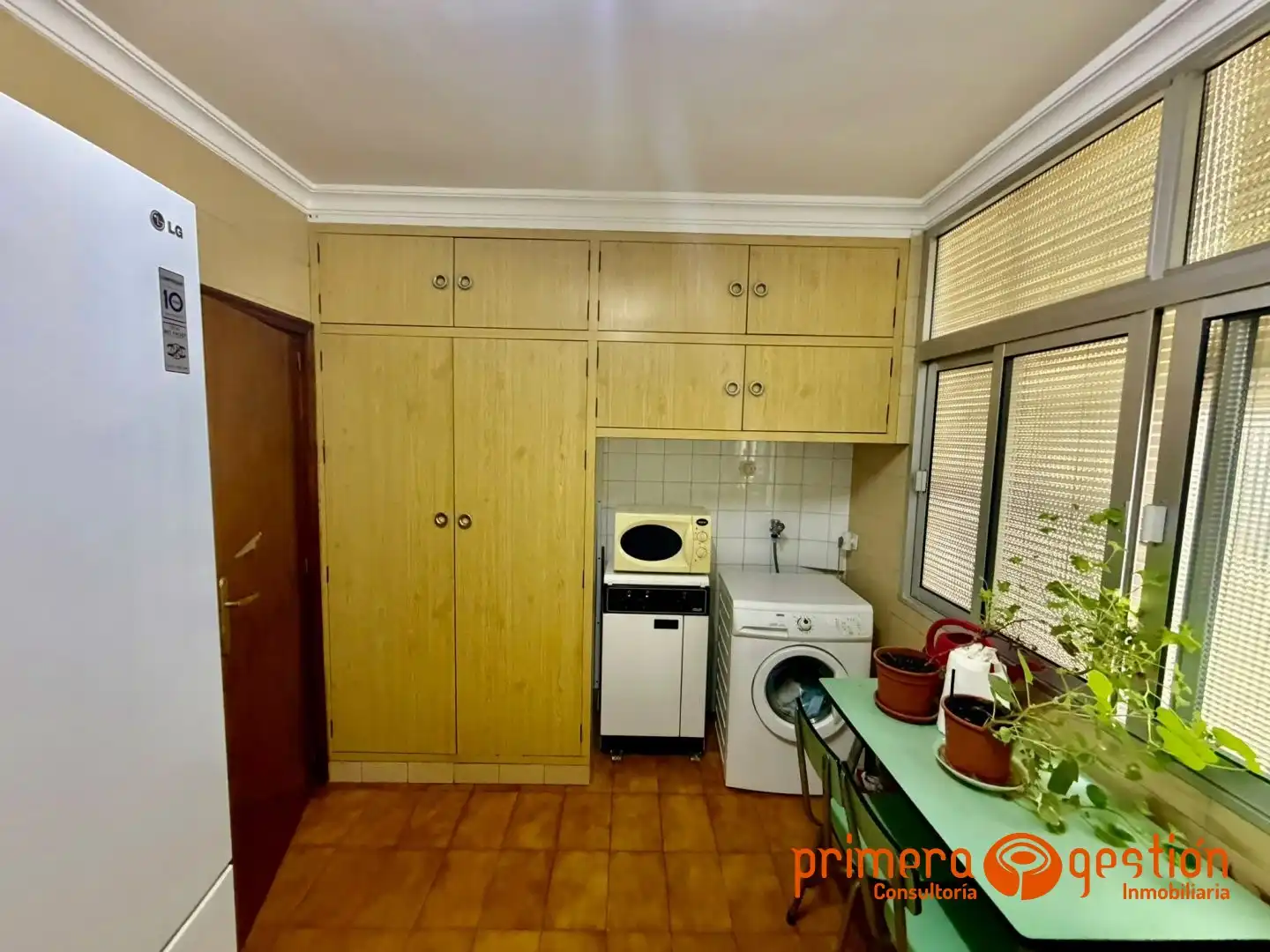 Cocina de Piso en venta en Lora del Río con Aire acondicionado y Balcón