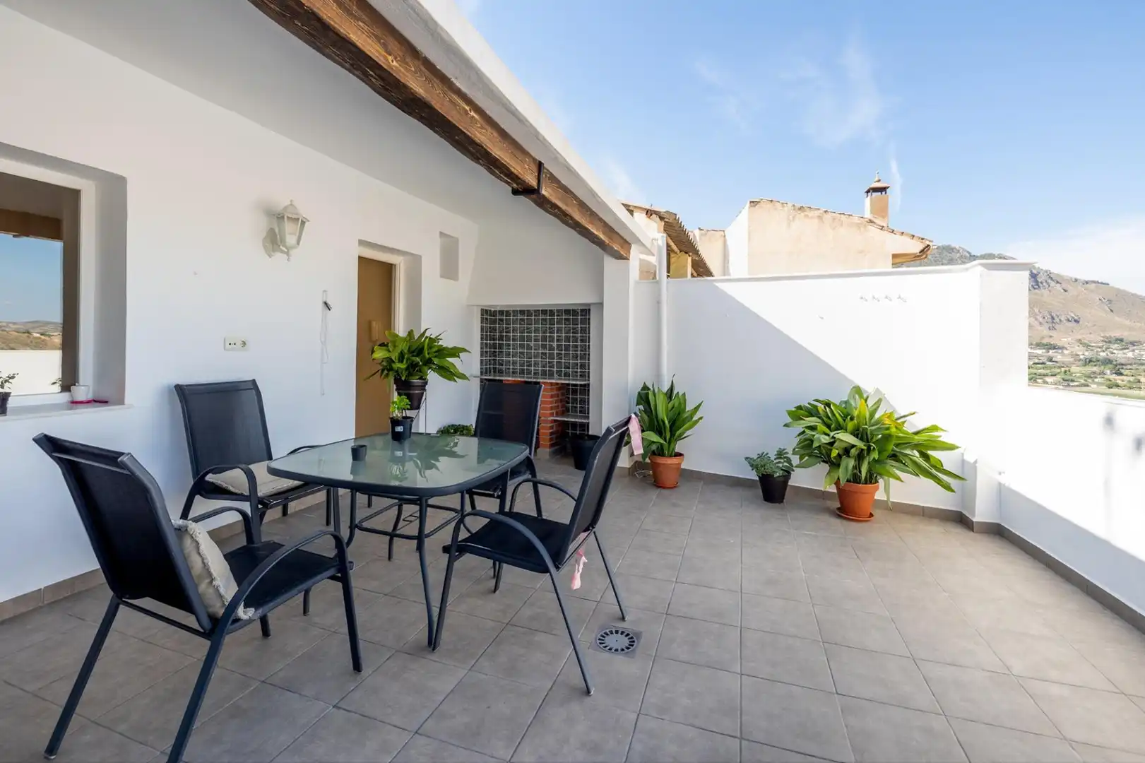 Terrace of Detached homes for sale in Loja  with Air Conditioner, Heating and Parquet flooring