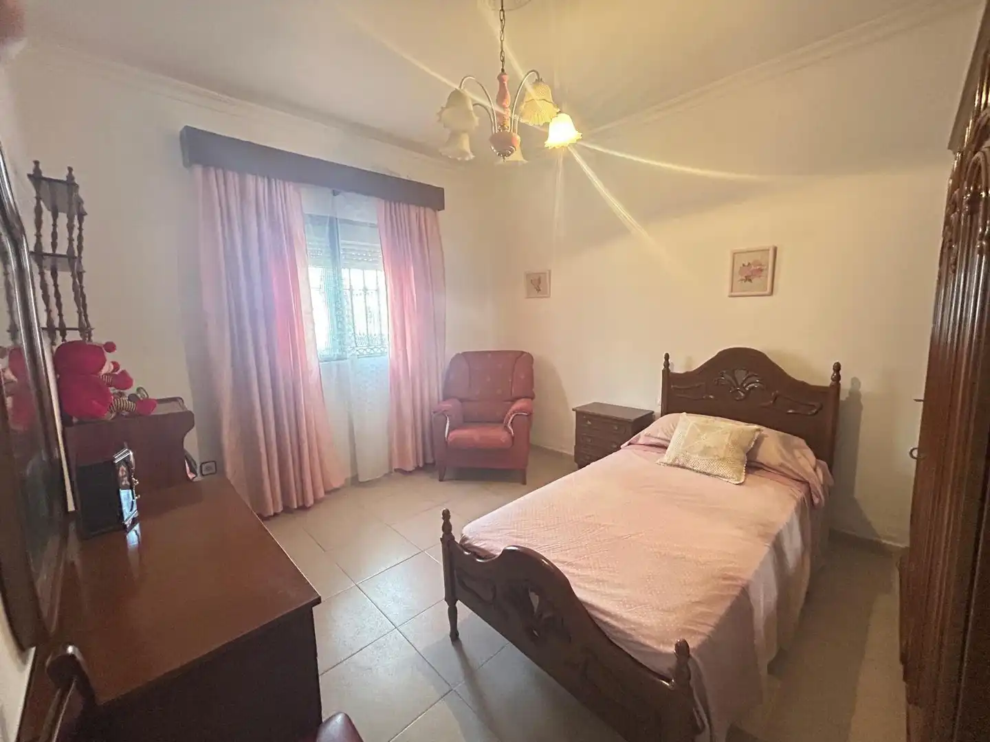 Habitación de Casa o chalet en venta en Utrera