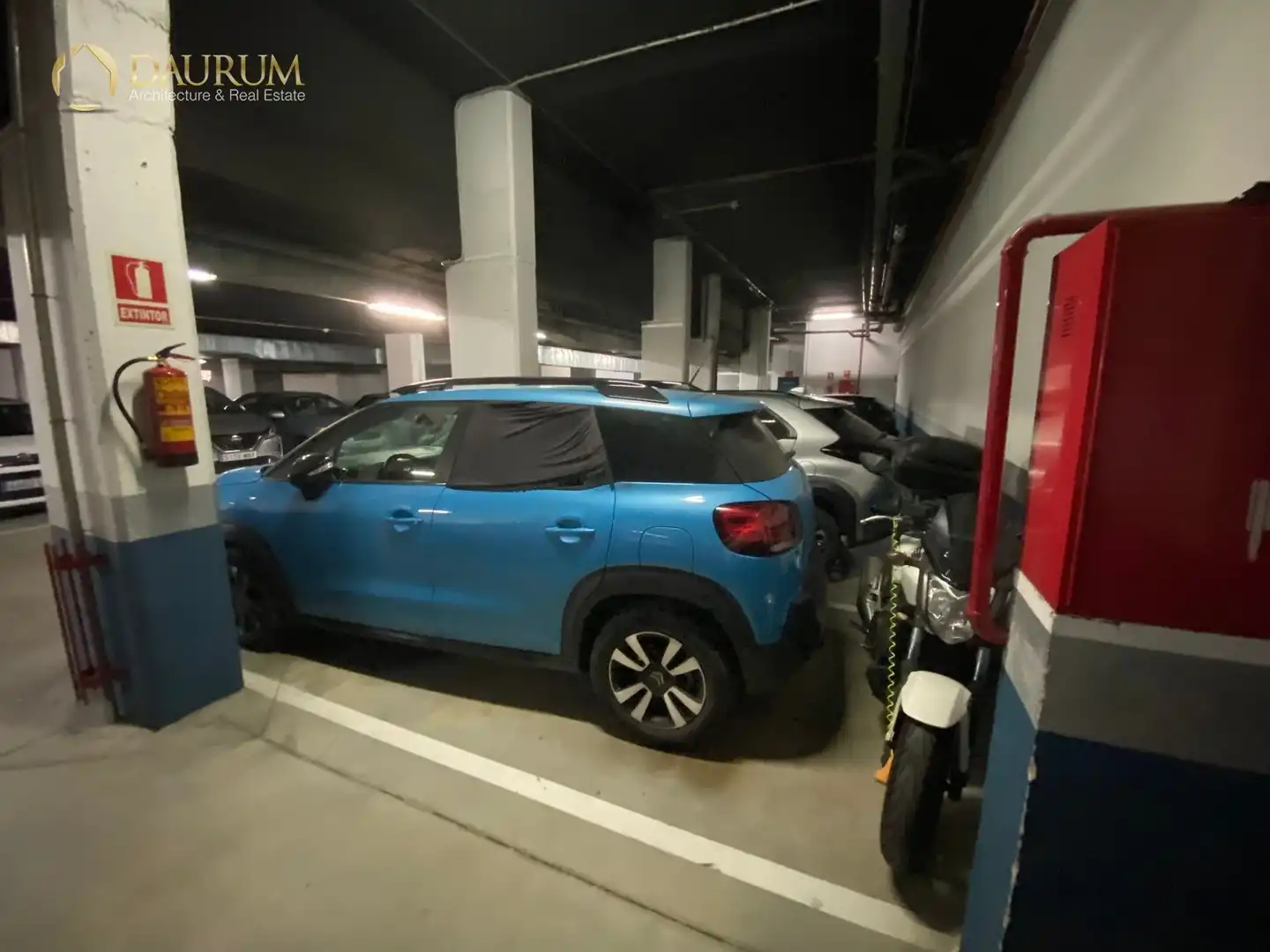 Parking de Ático en venta en Madrid con Calefacción, Terraza y Trastero