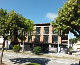 Vista exterior de Pis en venda en Santa Eugènia de Berga amb Balcó