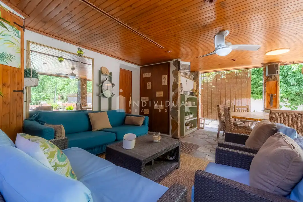 Terrassa de Casa o xalet en venda en Santa Eulàlia de Ronçana amb Aire condicionat, Calefacció i Jardí privat