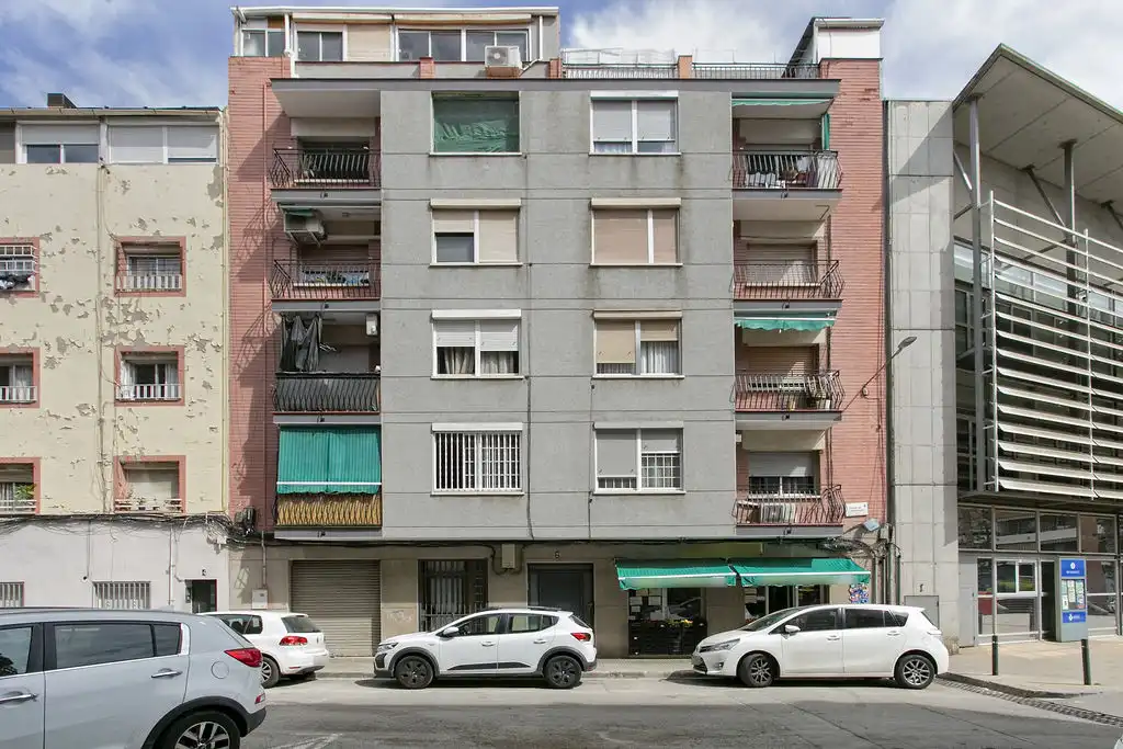 Vista exterior de Piso en venta en Sant Boi de Llobregat