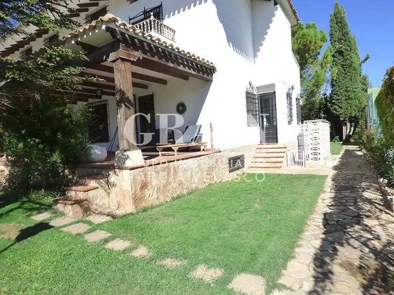 Garden of Houses for sale in Albacete  with Air Conditioner, Heating and Private garden