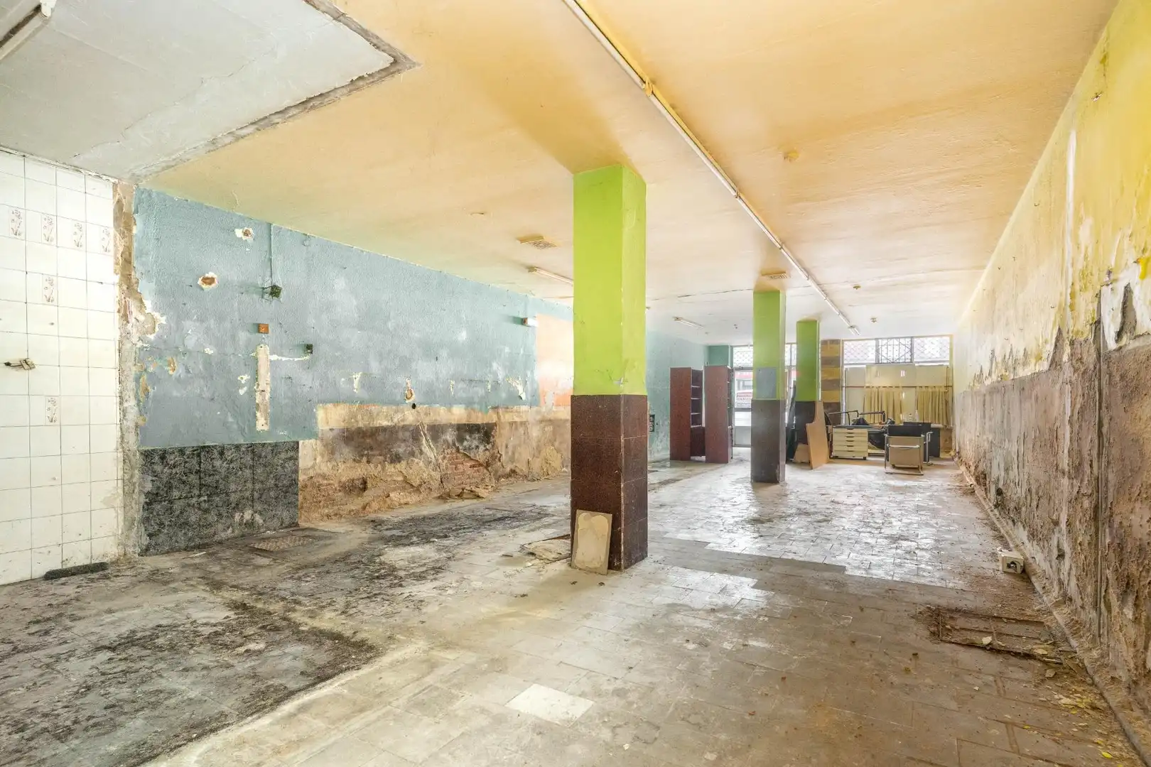 Business premises for sale in Calle Calle Ramón Pérez de Ayala 13, imagen 7