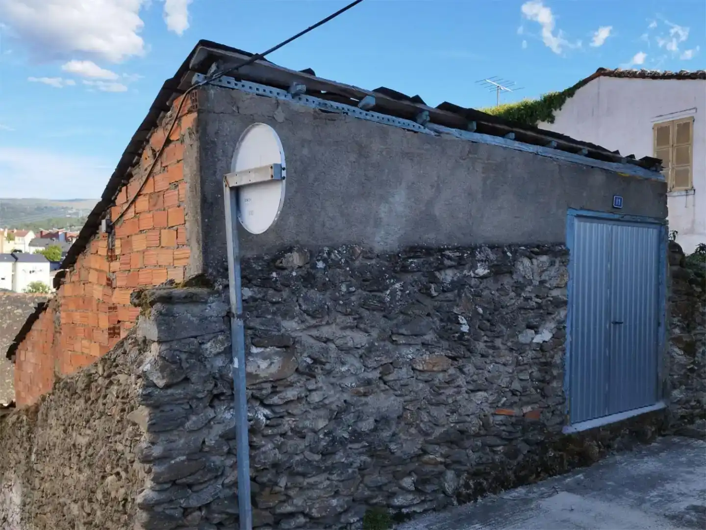 Vista exterior de Finca rústica en venda en Viana do Bolo