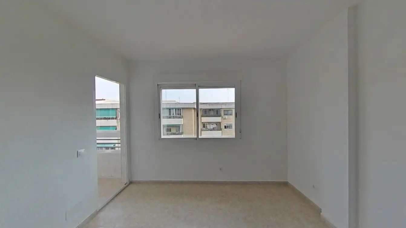 Bedroom of Flat for sale in Parla