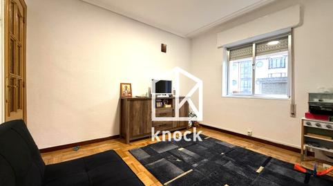 Foto 2 de Pis en venda a Miranda - Alfaraz, 27, El Carbayedo - El Quirinal, Asturias