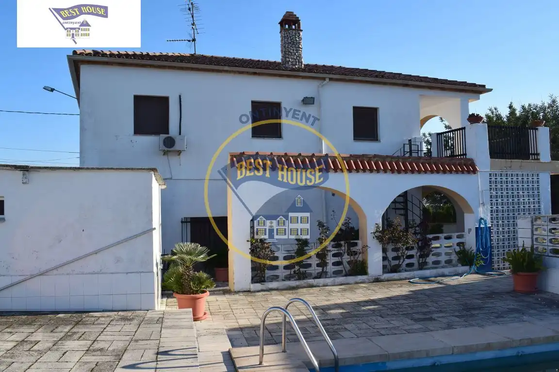 Vista exterior de Casa o chalet en venta en Ontinyent con Aire acondicionado, Jardín privado y Terraza