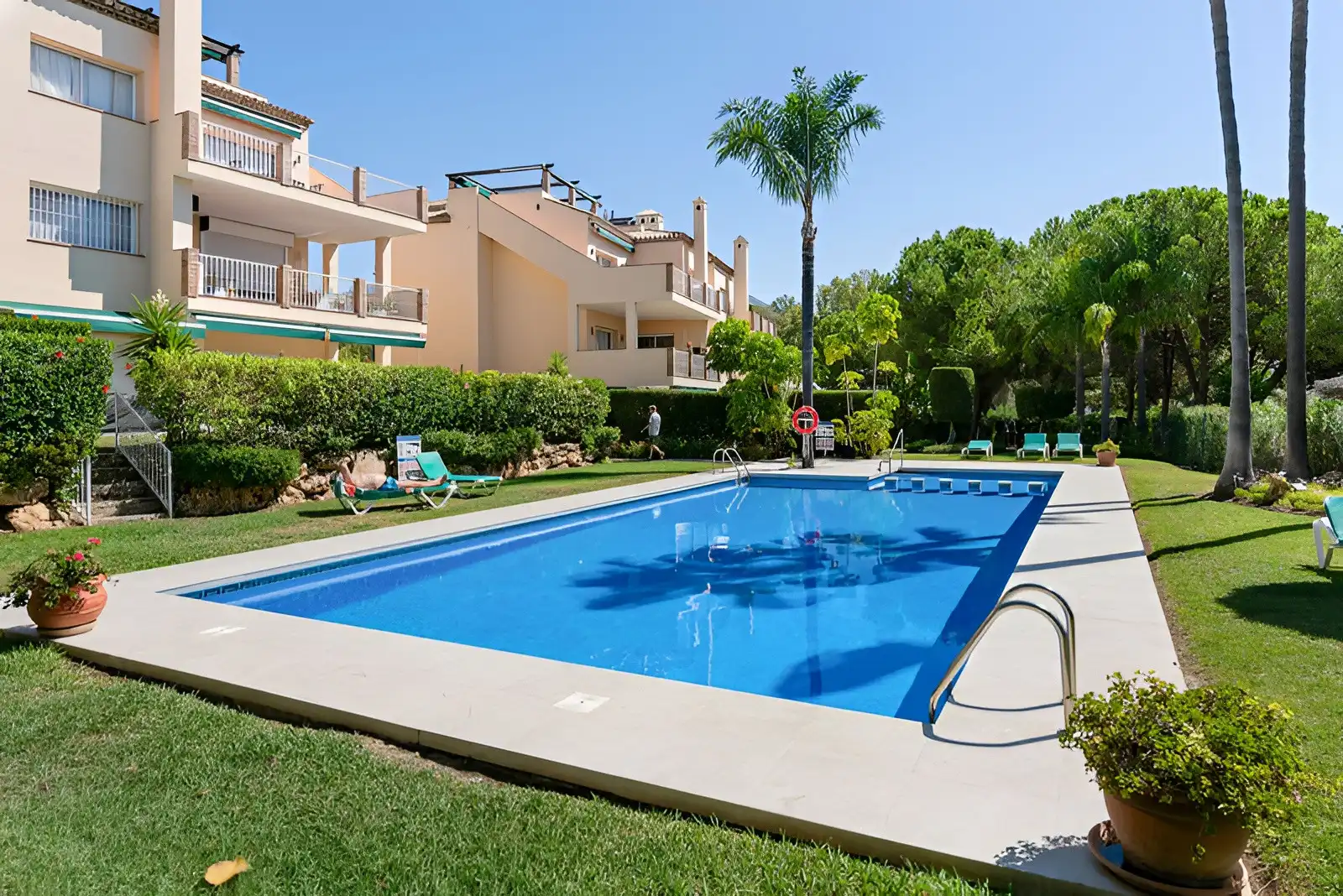 Habitatge amb piscina en venda a Nueva Andalucía, imagen 24