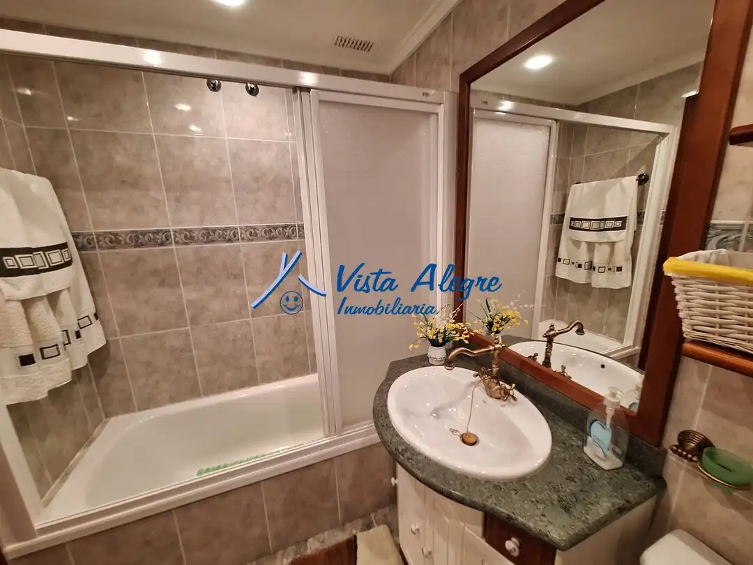 Baño de Casa adosada en venta en Casalarreina con Calefacción, Jardín privado y Parquet