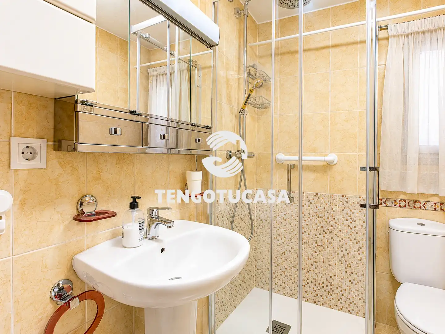 Bathroom of Attic for sale in Madrid  with Furnished