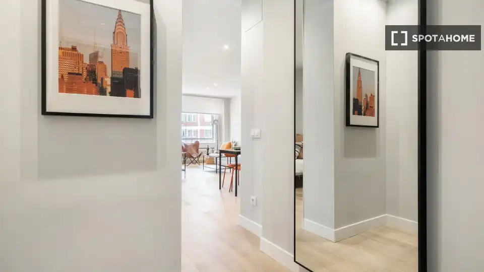 Piso con terraza en alquiler en Chamartín, imagen 5