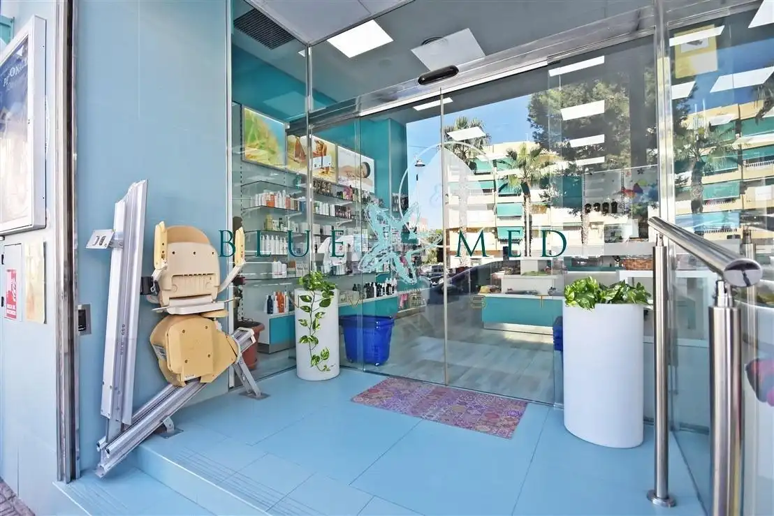 Vista exterior de Local en venta en Mazarrón con Aire acondicionado y Amueblado